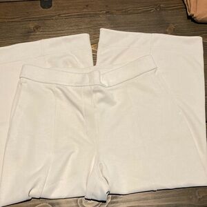Lululemon cropped pants